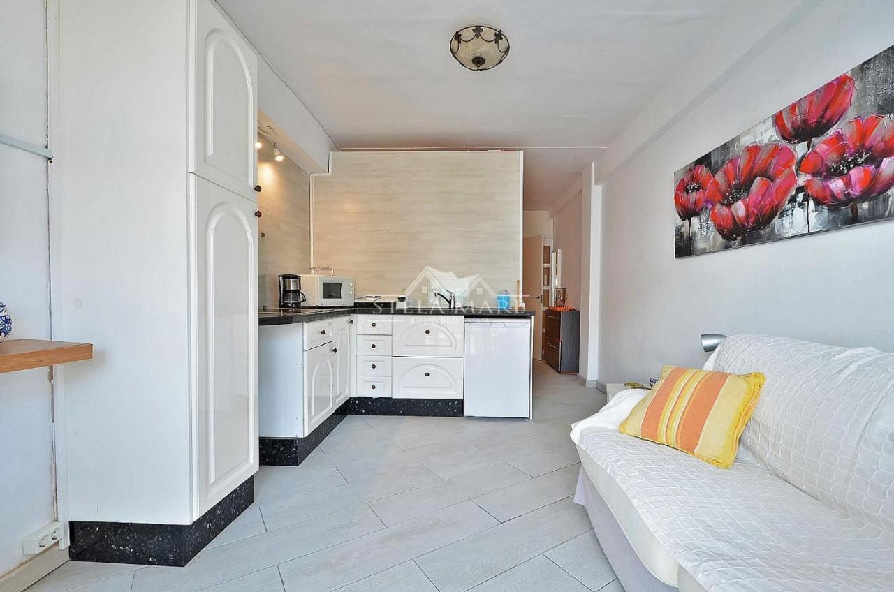 Bright Central Apartment Nerja Zewnętrze zdjęcie